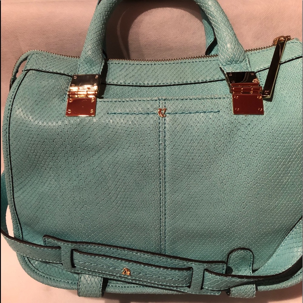 NWT Vince Signature Lt.blue/turquoise embossed Anna snakeskin handbag with strap